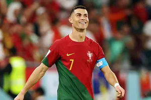Ronaldo nhận được lời đề nghị trị giá 186 triệu bảng Anh