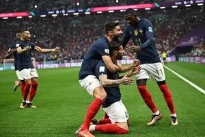 Hiện tượng Morocco gục ngã, Pháp hẹn Argentina ở chung kết World Cup