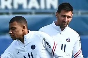 Messi bị bỏ qua, PSG đi theo hướng mới vì Mbappe