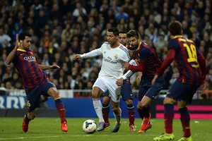 Al Nassr vung tiền mua kình địch của Ronaldo