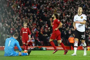 MU thảm bại trước Liverpool