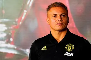 Huyền thoại MU lần đầu xuất hiện sau tuyên bố phá sản