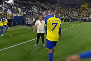 Ronaldo mất bình tĩnh, vỡ mộng ở Al Nassr