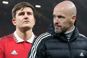 Maguire chia tay ‘vùng đất không người’ sau tuyên bố của Ten Hag