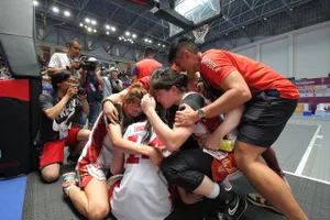 Bóng rổ Việt Nam giành HCV lịch sử: Giọt nước mắt của những cô gái vàng