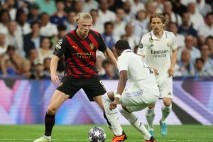 De Bruyne lập siêu phẩm giải cứu Man City trước Real Madrid
