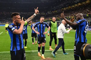 Inter Milan vào chung kết Champions League