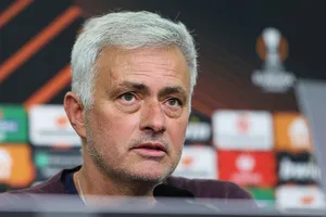 Mourinho tuyên bố về tương lai với lãnh đạo AS Roma