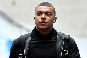 Lá thư của Mbappe khiến PSG sốc và nổi giận