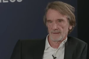 Tỉ phú giàu nhất nước Anh chính thức lên tiếng về việc tiếp quản MU