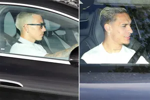 Dàn sao MU nô nức hội quân tại Carrington, Ten Hag khó xử