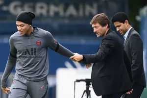 PSG được yêu cầu loại bỏ Mbappe