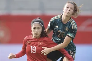 “Hot girl” Thanh Nhã sánh vai 5 ngôi sao trẻ châu Á tại World Cup