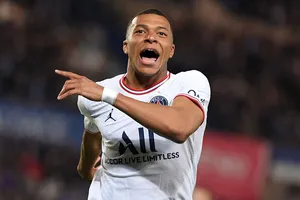 Chelsea đàm phán với PSG mua Mbappe