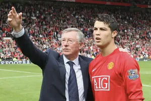 Sir Alex Ferguson mắng chửi phóng viên thậm tệ vì phỏng vấn Ronaldo