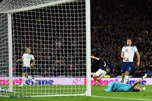 HLV tuyển Anh nổi giận và kinh ngạc vì cách đối xử với Maguire