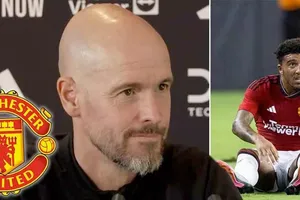 Ten Hag hé lộ thông tin kỷ luật gây sốc về Sancho