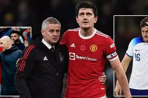 Solskjaer lên tiếng bảo vệ Maguire: ‘Thật đáng xấu hổ’