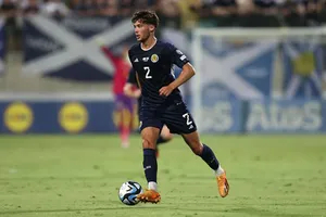 MU, Liverpool và Arsenal trong cuộc chiến tay ba