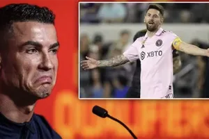 Ronaldo giận dữ trước lời nói dối sau khi Messi giành quả bóng vàng