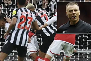 Trọng tài mắc 3 lỗi nghiêm trọng trong trận Arsenal thua đau Newcastle