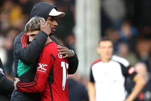 Ngôi sao Manchester United thoát án phạt sau vụ đăng ảnh