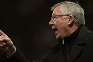 Sir Alex Ferguson hắt hủi huyền thoại Liverpool 2 thập kỷ vì trò đùa thô lỗ