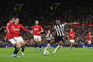 Newcastle – MU: Thách thức “Quỷ đỏ”