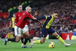 West Ham - MU: Chuyến hành quân bất ổn