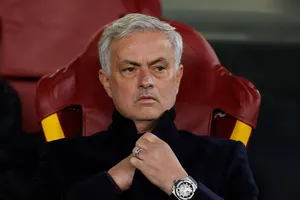 Mourinho lôi kéo ngôi sao bị lãng quên của Chelsea