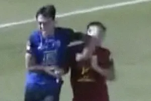 Không VAR vẫn có thể phạt nguội