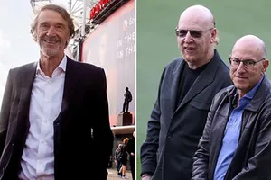 Nhà Glazer chịu đòn nặng nề từ Sir Jim Ratcliffe sau khi bán MU