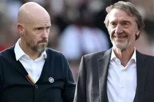 Ten Hag tiết lộ lí do từ chối gặp ông chủ mới của MU