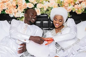 Chùm ảnh Sadio Mane kết hôn với bạn gái 19 tuổi