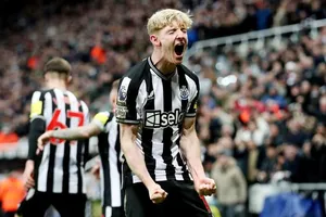 Man City thắng nghẹt thở Newcastle