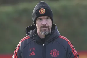 Ten Hag: ‘MU đừng mơ vô địch FA Cup lúc này’