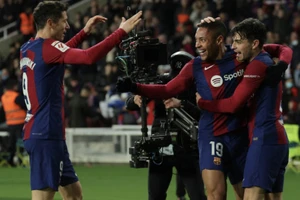 Barca thắng nhọc Osasuna