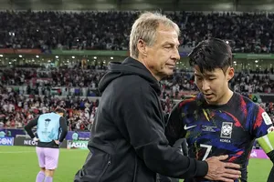 HLV Klinsmann thừa nhận Hàn Quốc thua xứng đáng, Jordan thể hiện tư duy của nhà vô địch