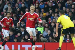 Ngôi sao bị lãng quên của MU giải nghệ ở tuổi 28