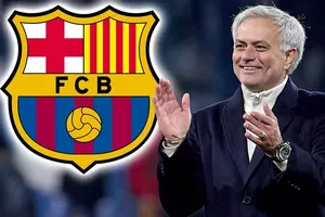 Giám đốc Deco trả lời tin đồn về việc Mourinho gia nhập Barcelona