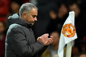 Mourinho nói yêu MU, tin tưởng vào Sir Jim Ratcliffe