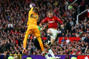 MU - Liverpool: Sức ép ngàn cân