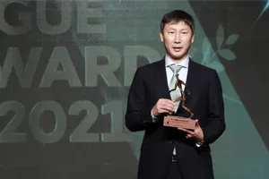 Dấu hỏi chiến thuật của ông Kim Sang-sik và kỷ nguyên mới của bóng đá Việt Nam