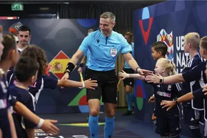 Trọng tài điều khiển trận chung kết Champions League lên tiếng