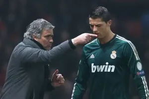 Mourinho tóm tắt về Ronaldo chỉ trong 15 từ sau mâu thuẫn