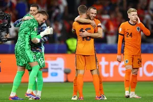 Tiếc cho Thổ Nhĩ Kỳ nhưng chúc mừng tuyển Hà Lan