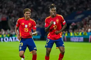 UEFA công bố đội hình hay nhất Euro 2024