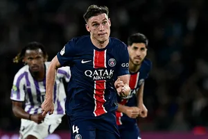 MU thống nhất điều khoản cá nhân, chuẩn bị công bố tân binh thứ ba