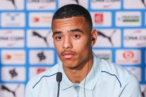 MU bị yêu cầu quyên góp 27 triệu bảng Anh tiền bán Greenwood