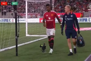 Ác mộng kinh hoàng trở lại với MU